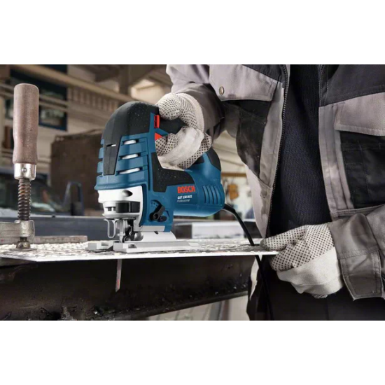 SERRA VERTICAL BOSCH GST 150 BCE PROFESSIONAL