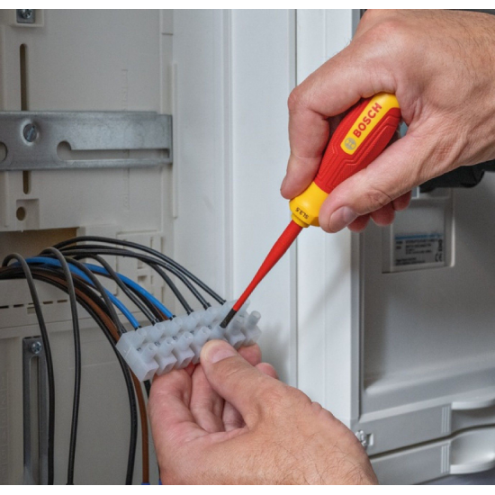 Kit ferramentas VDE 7pç 1600A02NG3 Bosch