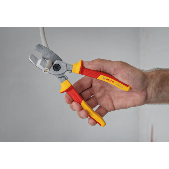 Alicate Corta Cabos Isolado Bosch 200MM 1600A02NF4